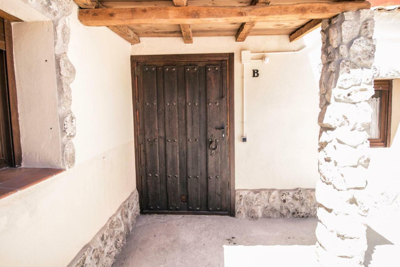 Casas La Muralla De Bodegas Marcos Penafiel Exterior photo